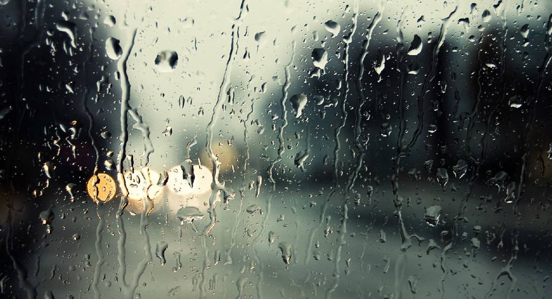 轻胜马谁怕一蓑烟雨任平生_竹杖芒鞋轻胜马谁怕一蓑烟雨_竹杖芒鞋轻胜马谁怕一蓑烟雨