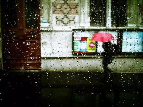 竹杖芒鞋轻胜马谁怕一蓑烟雨_竹杖芒鞋轻胜马谁怕一蓑烟雨_轻胜马谁怕一蓑烟雨任平生