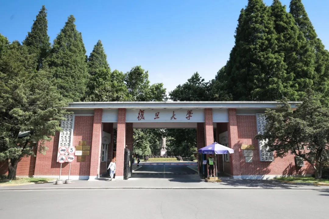 山行中的霜叶点明是什么季节_山行中的霜叶点明是什么季节_山行中的霜叶点明是什么季节